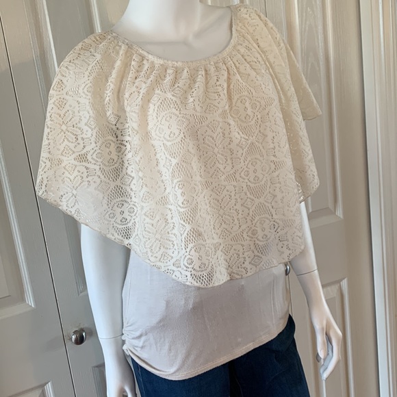 2 way wear lace top - Picture 2 of 6